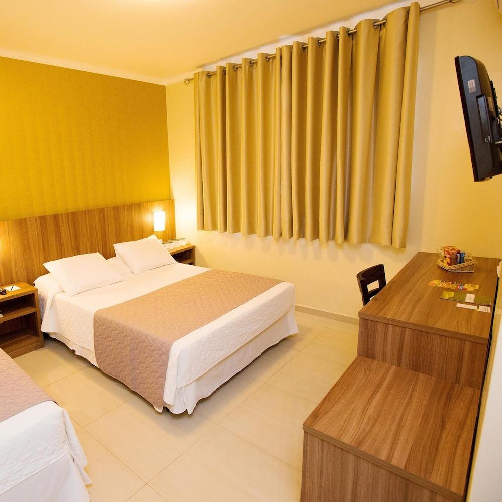 פוז דו איגואסו Pietro Angelo Hotel מראה חיצוני תמונה