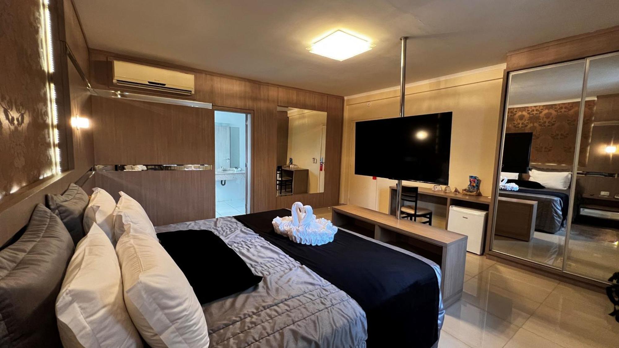 פוז דו איגואסו Pietro Angelo Hotel מראה חיצוני תמונה
