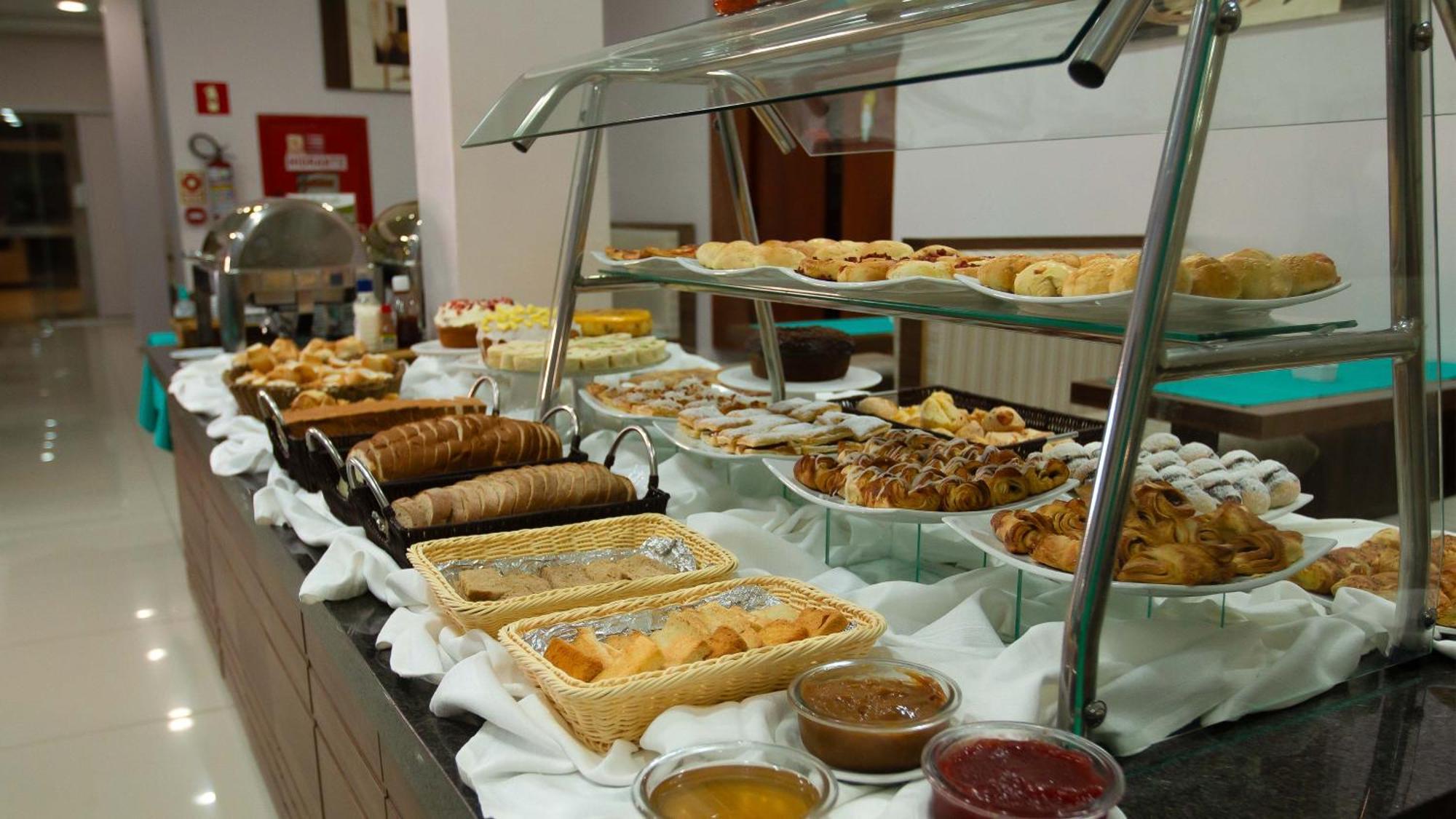 פוז דו איגואסו Pietro Angelo Hotel מראה חיצוני תמונה