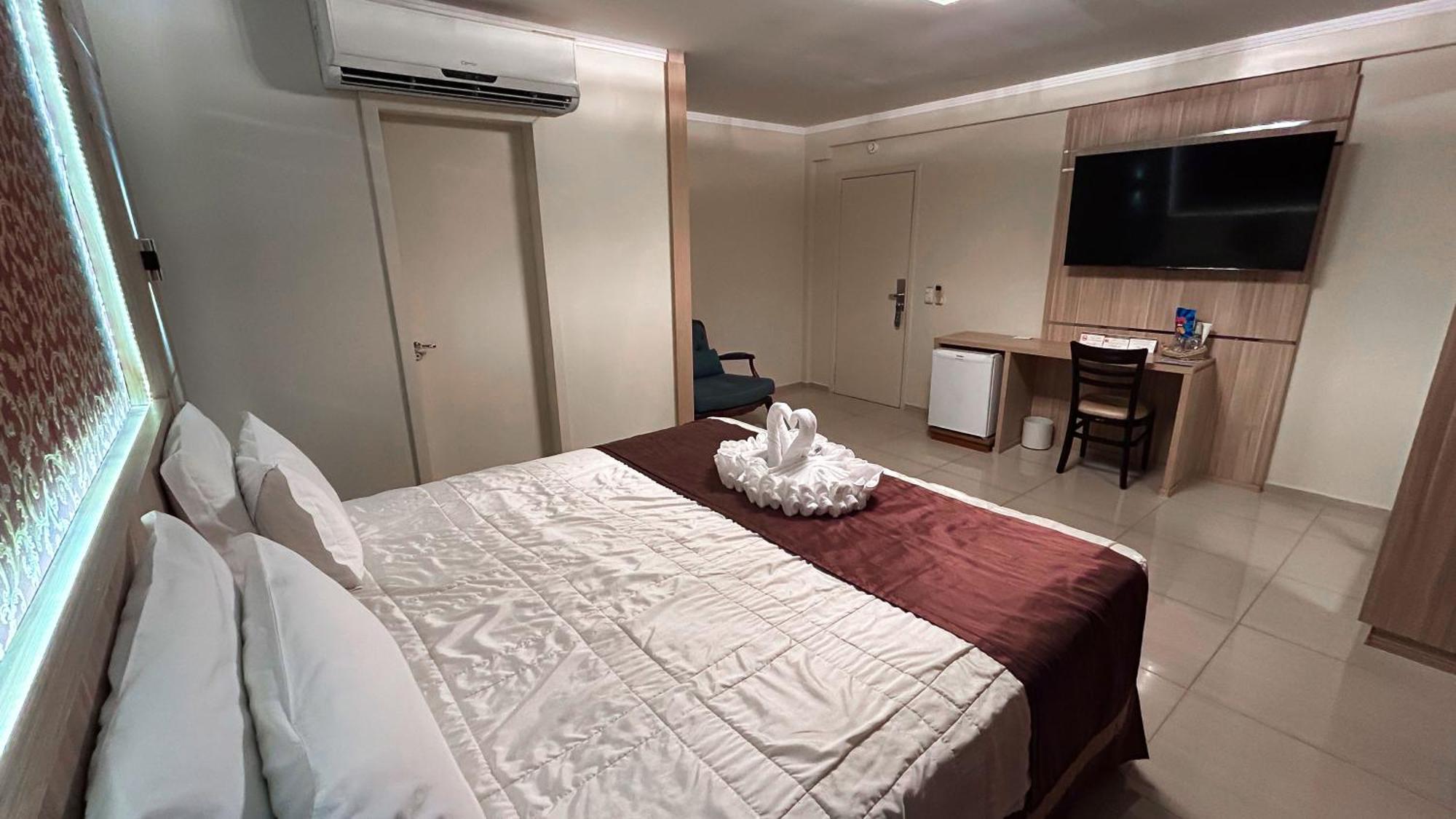 פוז דו איגואסו Pietro Angelo Hotel מראה חיצוני תמונה