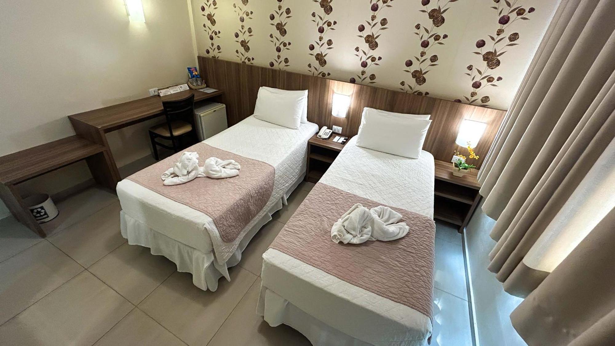 פוז דו איגואסו Pietro Angelo Hotel מראה חיצוני תמונה