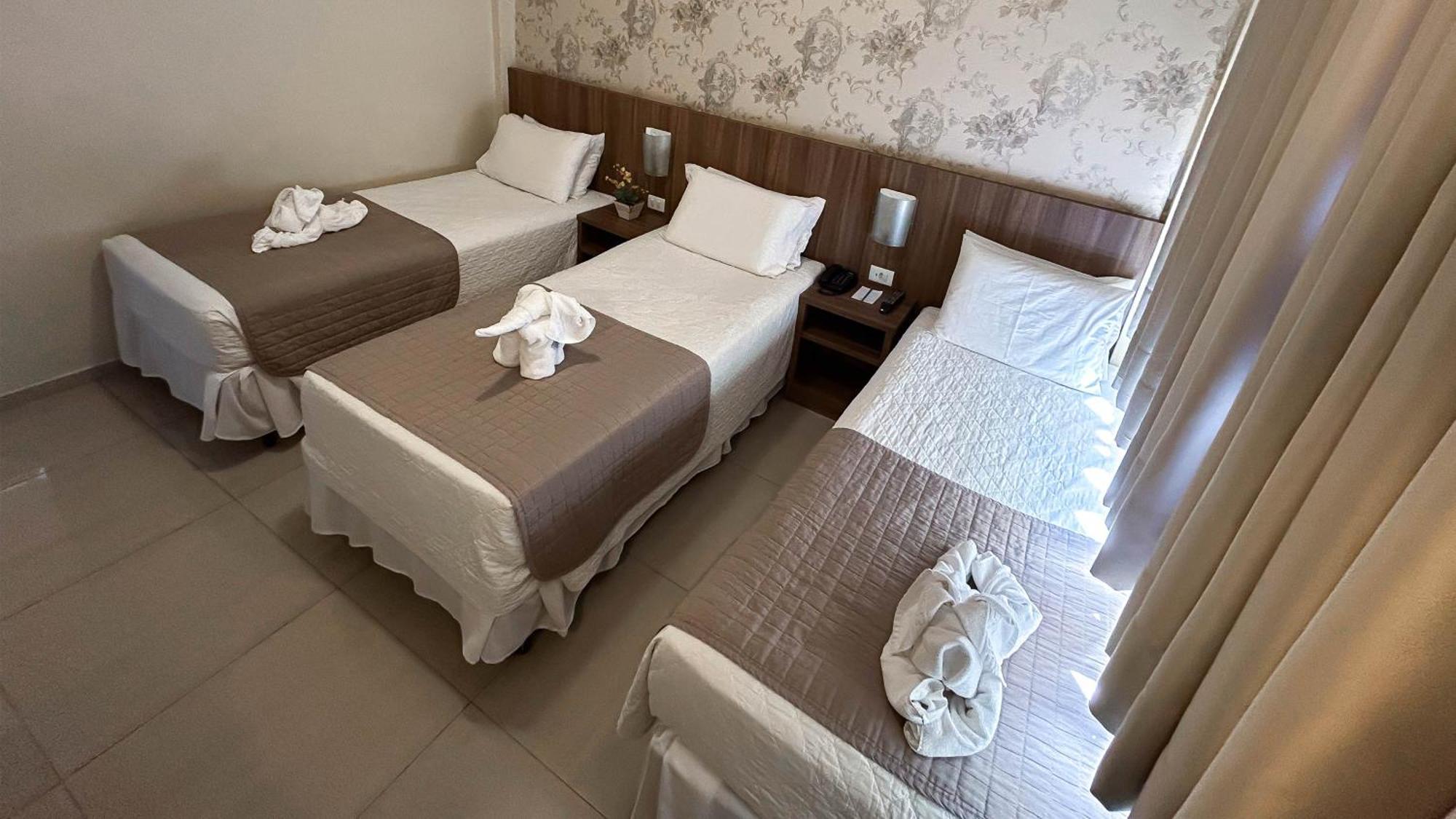 פוז דו איגואסו Pietro Angelo Hotel מראה חיצוני תמונה